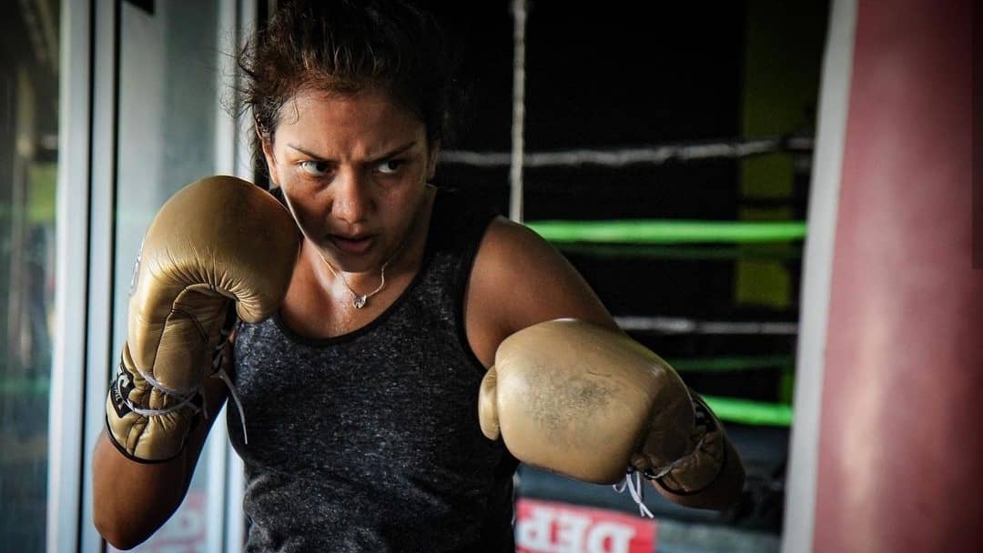 La pugilista mexicana se encuentra en estado de coma inducido