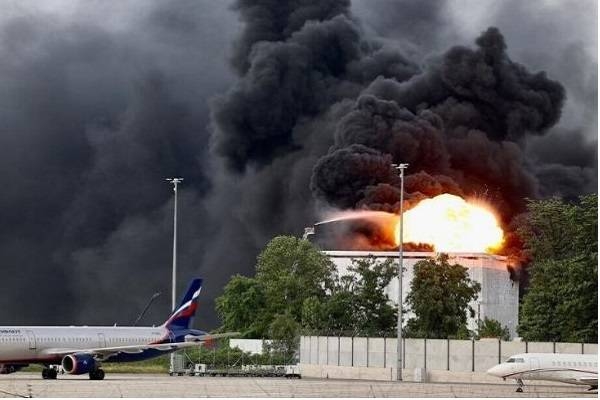 Se registra explosión en inmediaciones del aeropuerto de Ginebra, Suiza