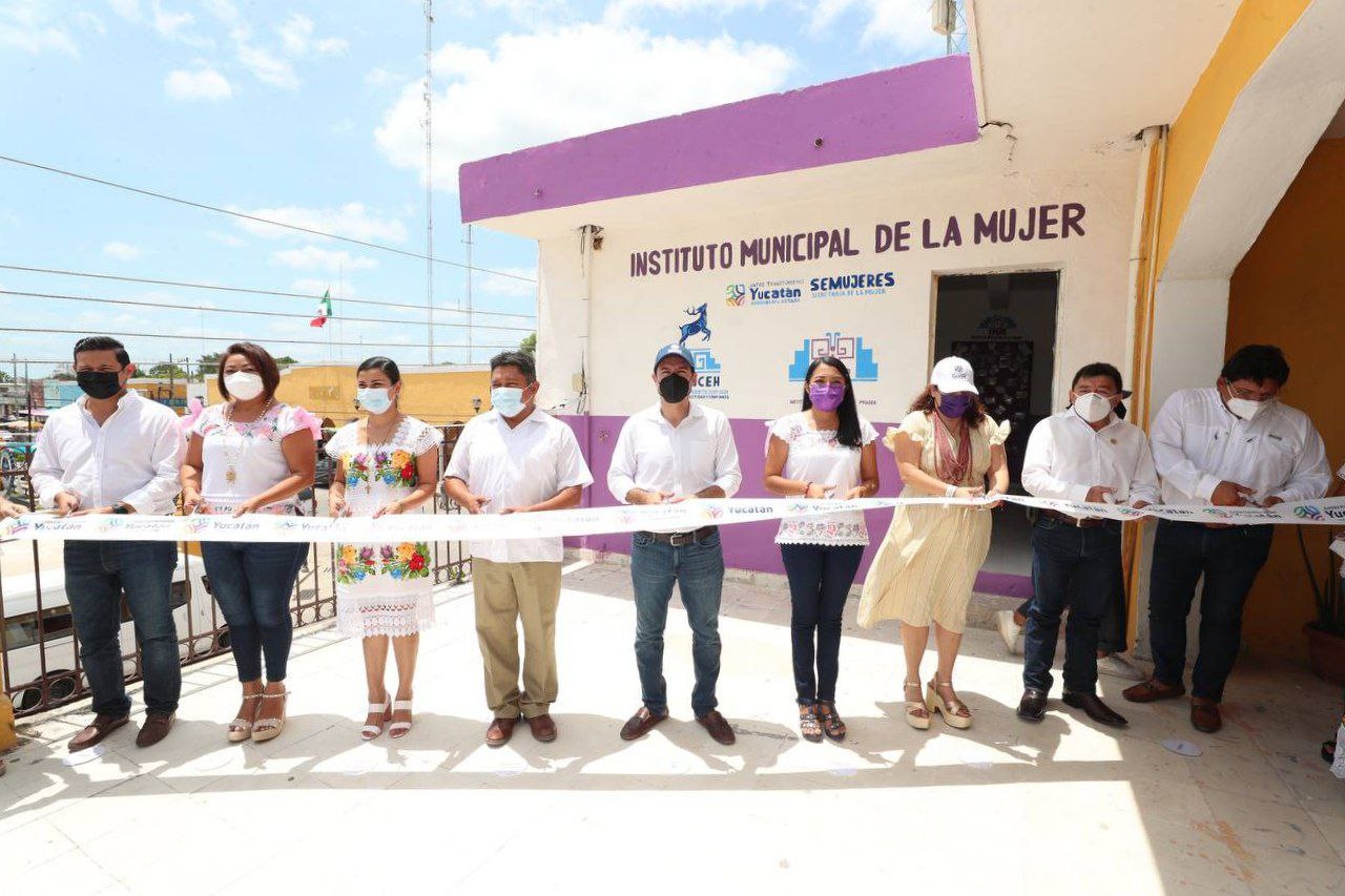 Mauricio Vila inaugura Instituto Municipal de la Mujer en Acanceh