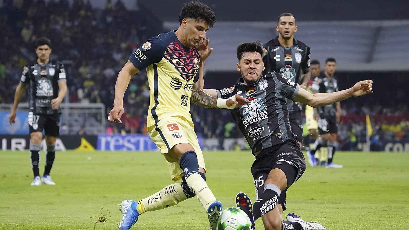 Pachuca y América empataron a un gol en el partido de ida de la Semifinal del Clausura 2022. Foto: Especial