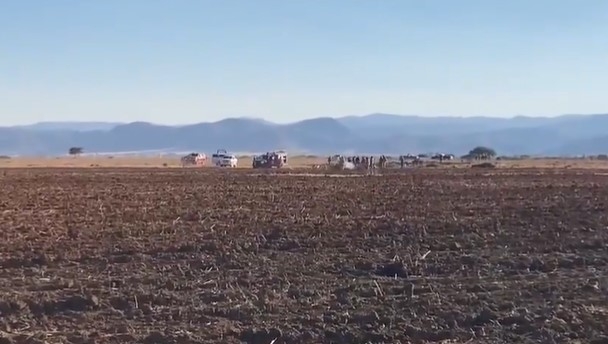 La aeronave se desplomó en la carretera Durango-Parral. Foto: Captura de pantalla