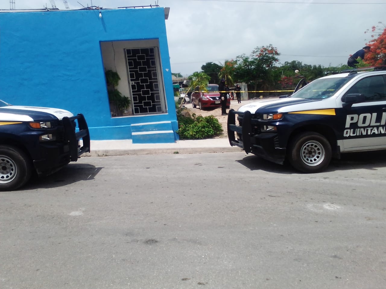 Elementos de la Policía Quintana Roo acudieron a la zona del atraco armado, para verficar los hechos