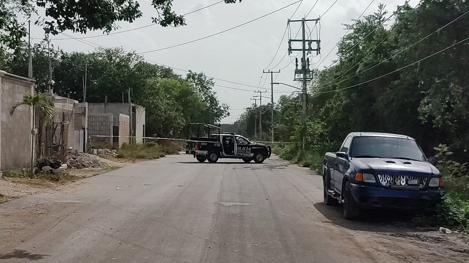 El cadáver de la mujer fue dejado en un área verde cerca del fraccionamiento La Selva en la Región 225 de Cancún