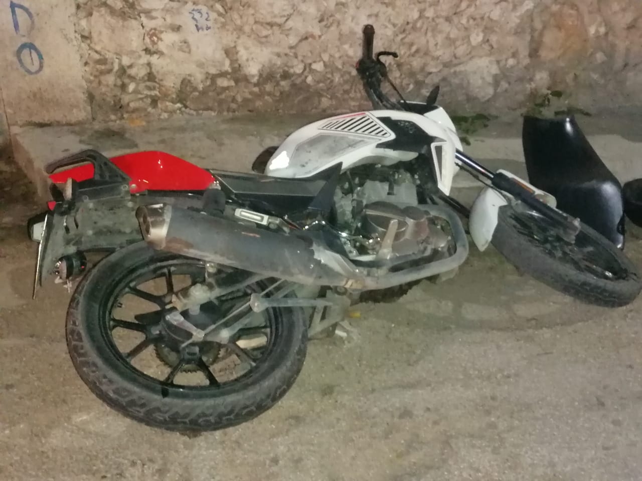 Choque entre motociclistas en Motul deja dos personas lesionadas