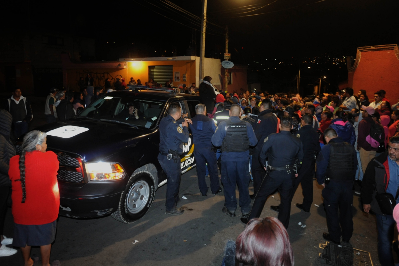 Un intento de linchamiento se registró en Toluca que dejó como saldo nueve personas heridas