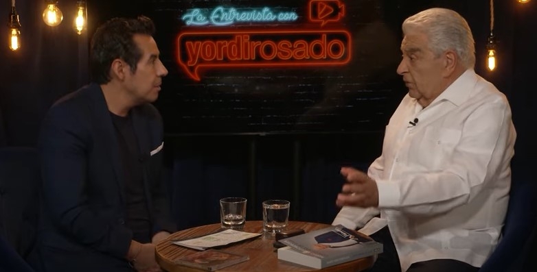 Don Francisco se presentó en la entrevista con Yordi. Foto: Captura de pantalla