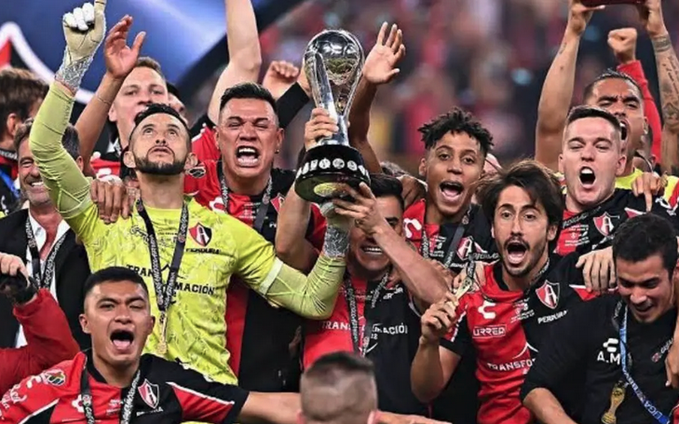 Políticos y famosos felicitan al Atlas por conseguir el Bicampeonato de la Liga MX