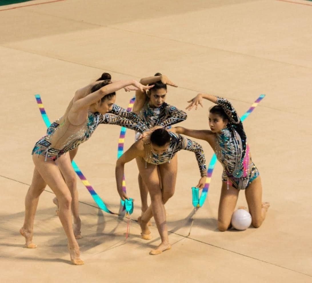 Yucatecas arrasan en competencia de gimnasia rítmica en Portugal