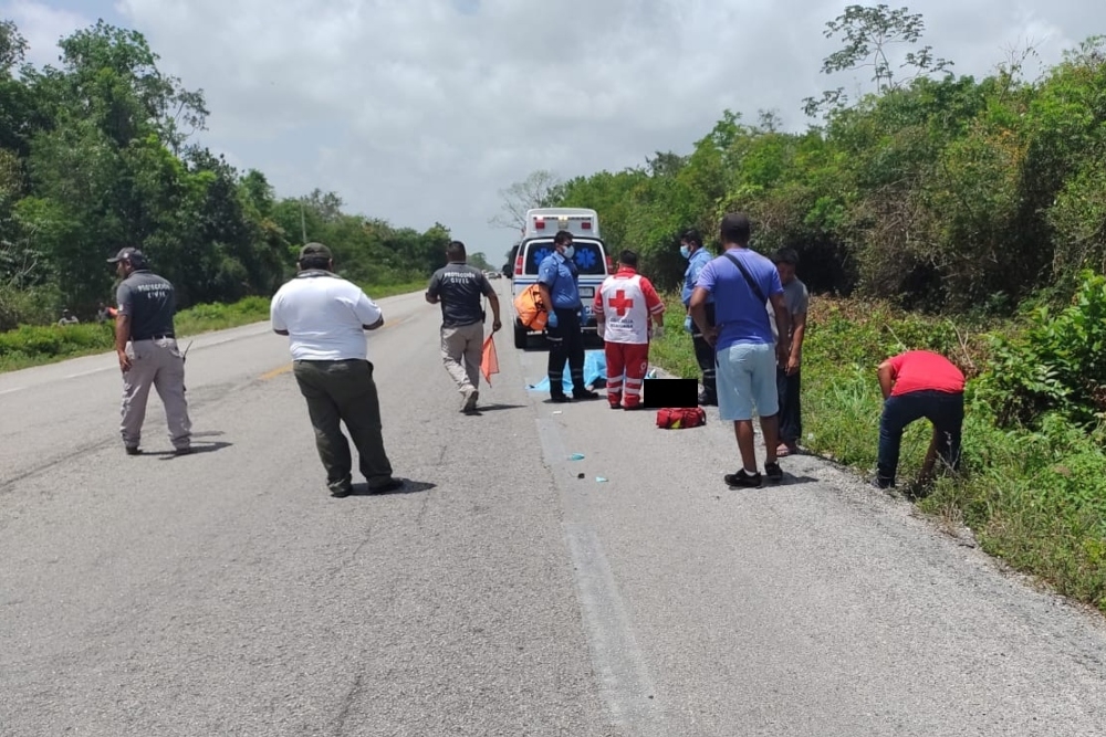 El cuerpo del extranjero fue trasladado al Semefo en Carrillo Puerto para la necropcia y esperar a que sea reclamado por sus familiares