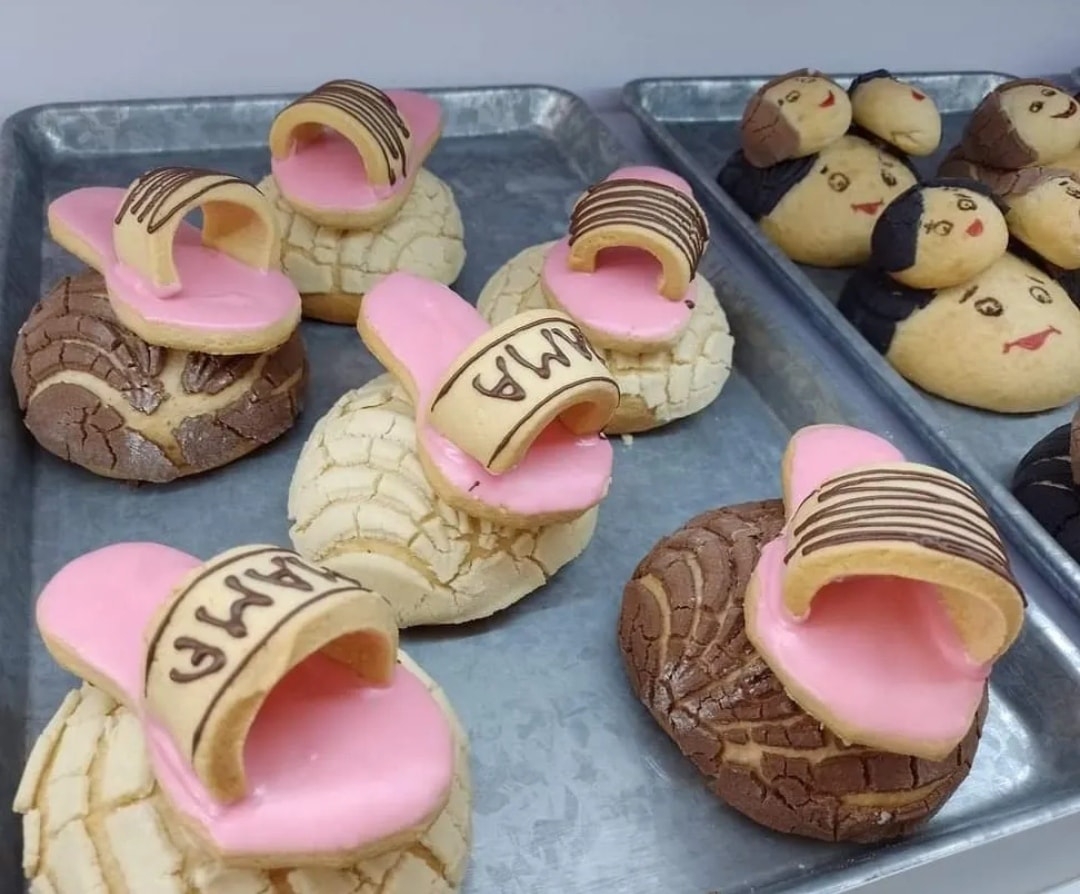 ‘Con-chancla’ y ‘Con-chiquillos’: Panadería en Guadalajara crea pan por el Día de la Madre