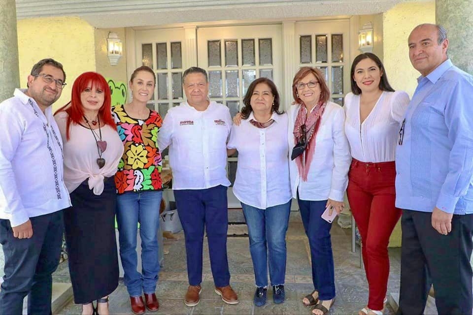 Layda estuvo junto con otros gobernadores mexicanos