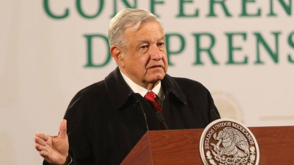 México contratará a médicos cubanos para reforzar sistema de salud: AMLO