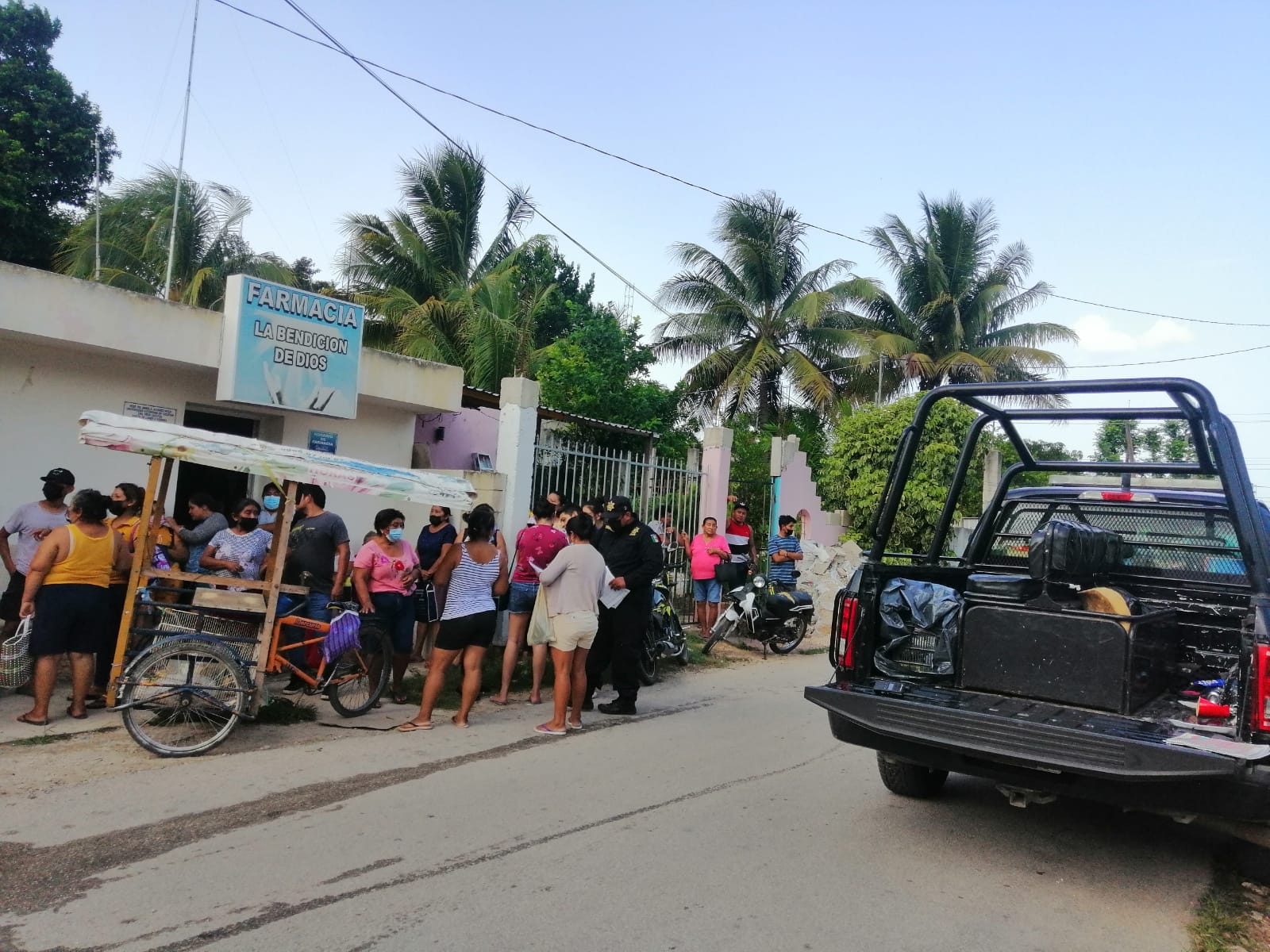 Más de 30 personas se intoxican por comer cochinita contaminada en Seyé