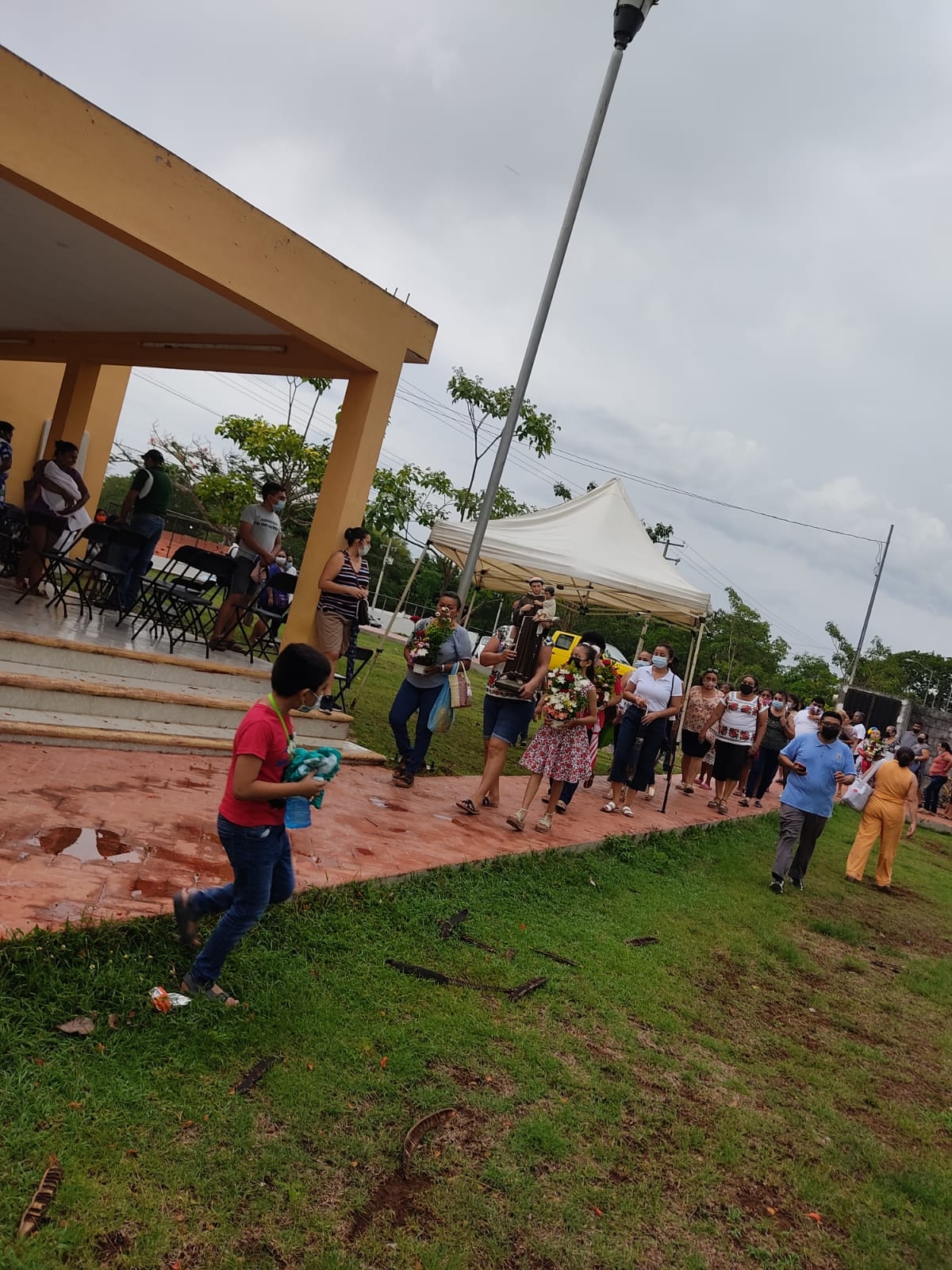 Celebran a San Antonio de Padua en diversos hogares y municipios de Yucatán