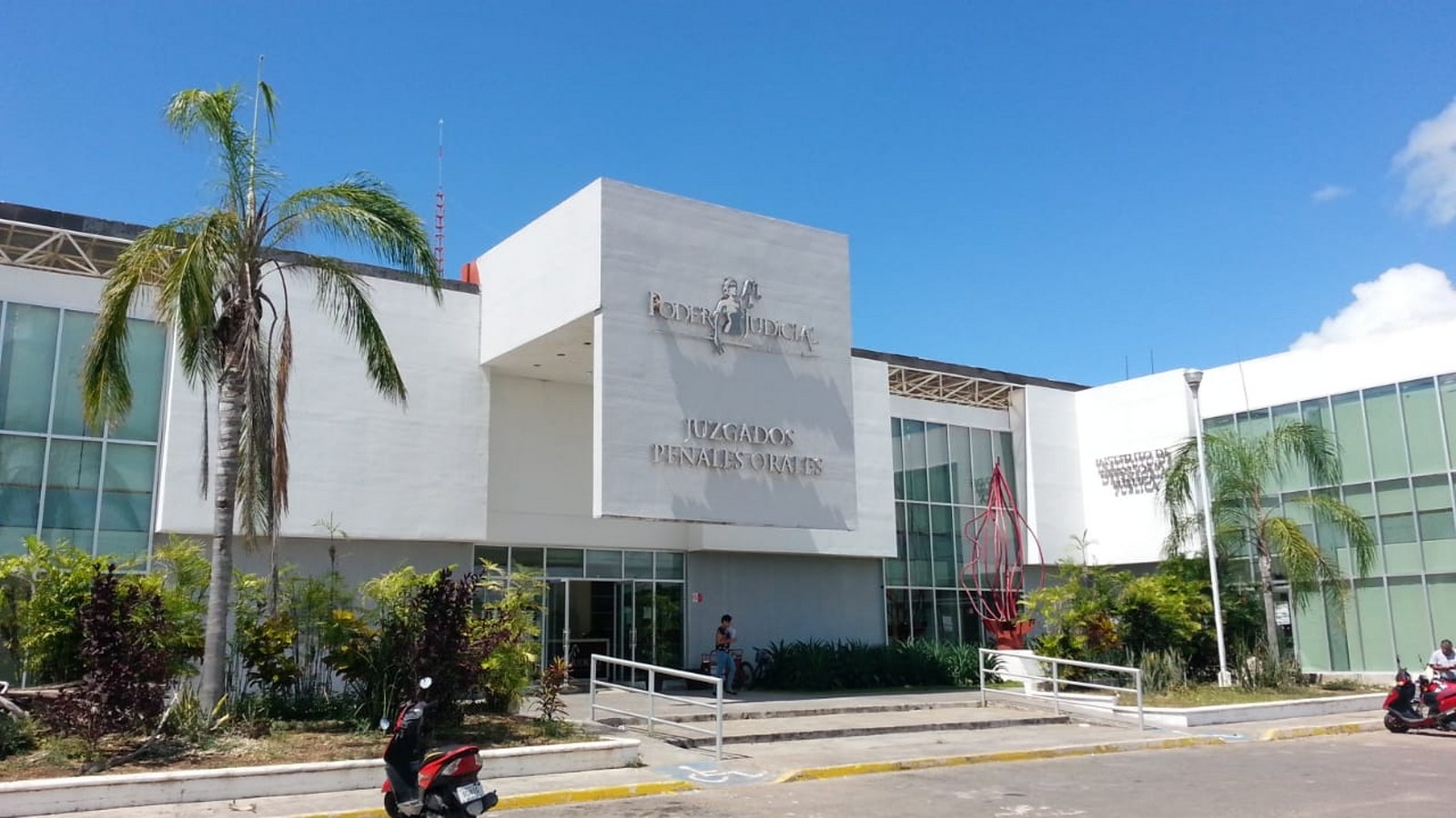 Vinculan a proceso a directora de la escuela Agharta de Chetumal por caso de violación