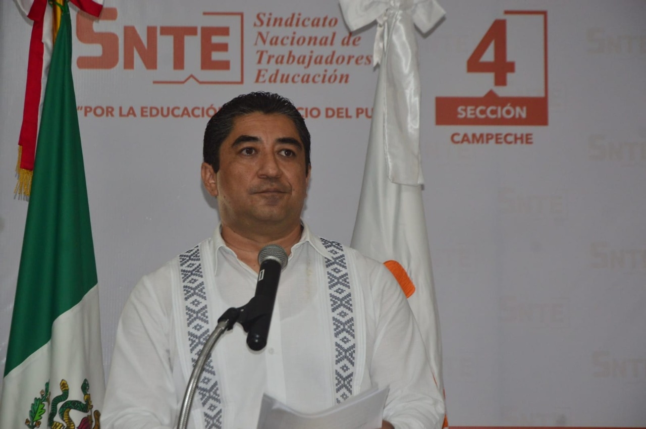 Pese a presuntas irregularidades, nueva dirigencia del SNTE Campeche rinde protesta