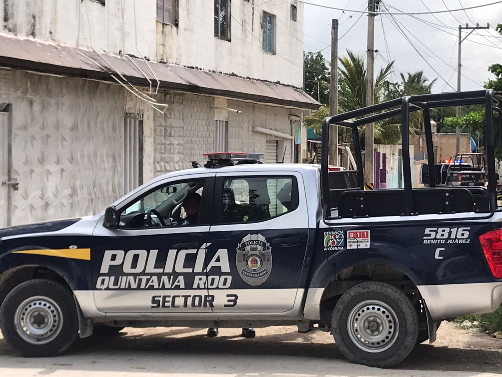 Al lugar llegaron elementos de la Policía Quintana Roo del Sector 3
