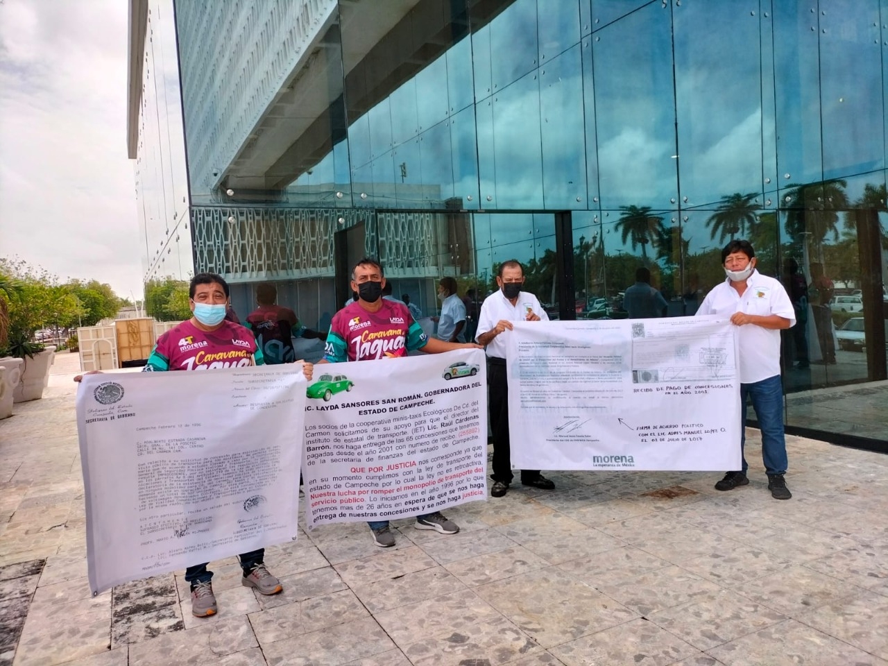 Cooperativa de Minitaxis pide concesiones a Layda Sansores para operar en Ciudad del Carmen