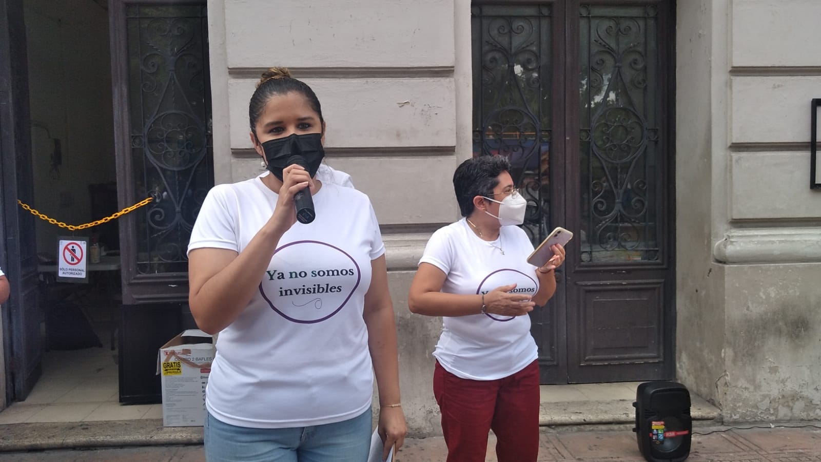 Colectivo coloca placa para recordar a la Liga Feminista en Yucatán: EN VIVO