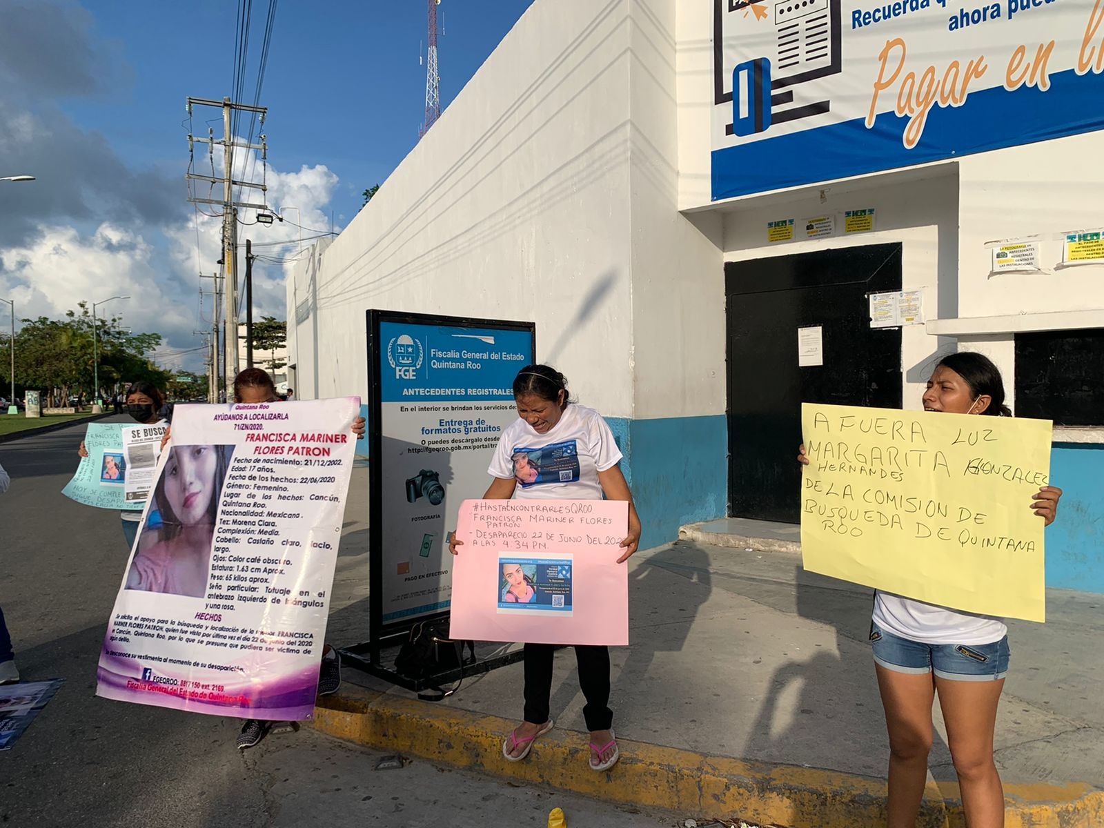 Protestan a dos años de la desaparición de Francisca Mariner Flores en Quintana Roo