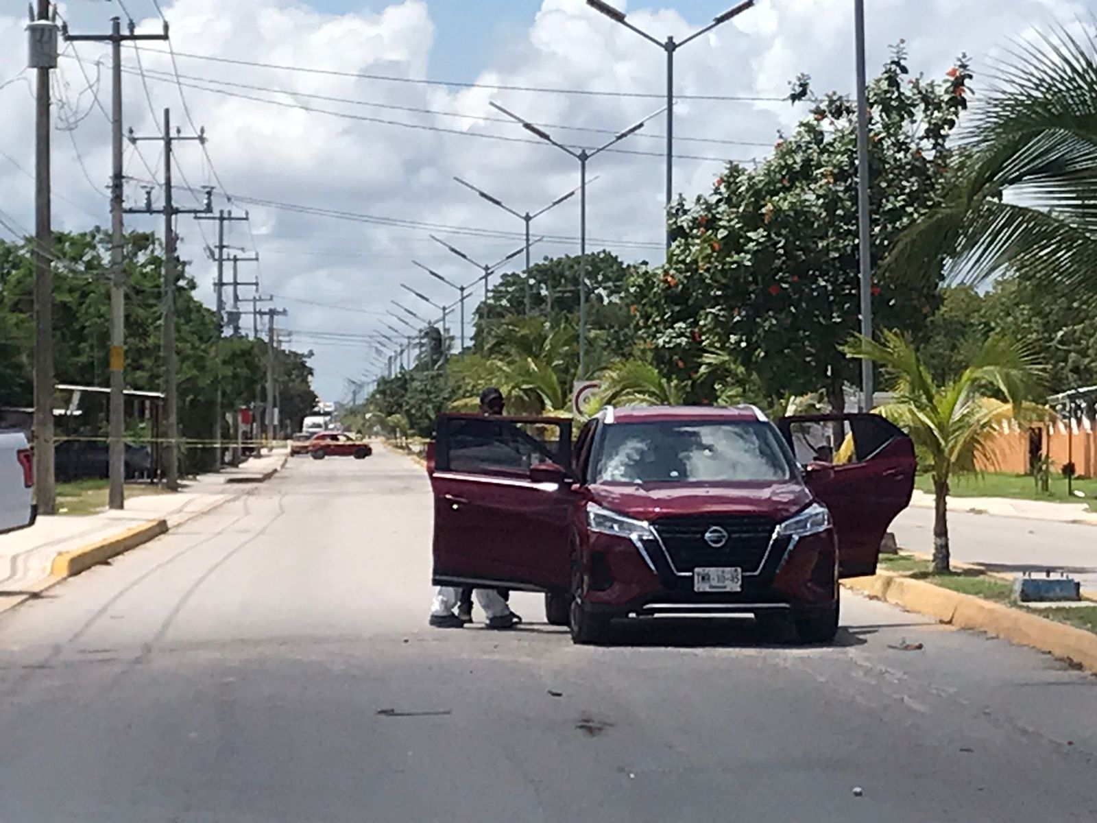 La camioneta quedó varada en el lugar tras el ataque