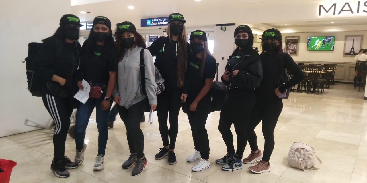 Las 'Rangers' de Mérida, equipo femenil de futbol americano, viajan a la CDMX al Torneo 2022