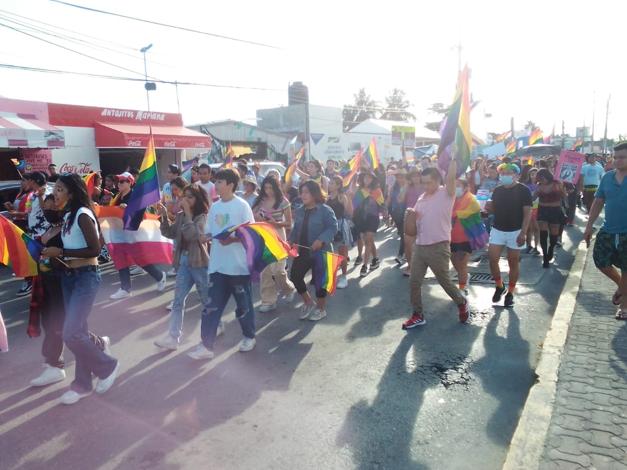 Así se vivió la Marcha del Orgullo LGBT+ en Playa del Carmen: VIDEO