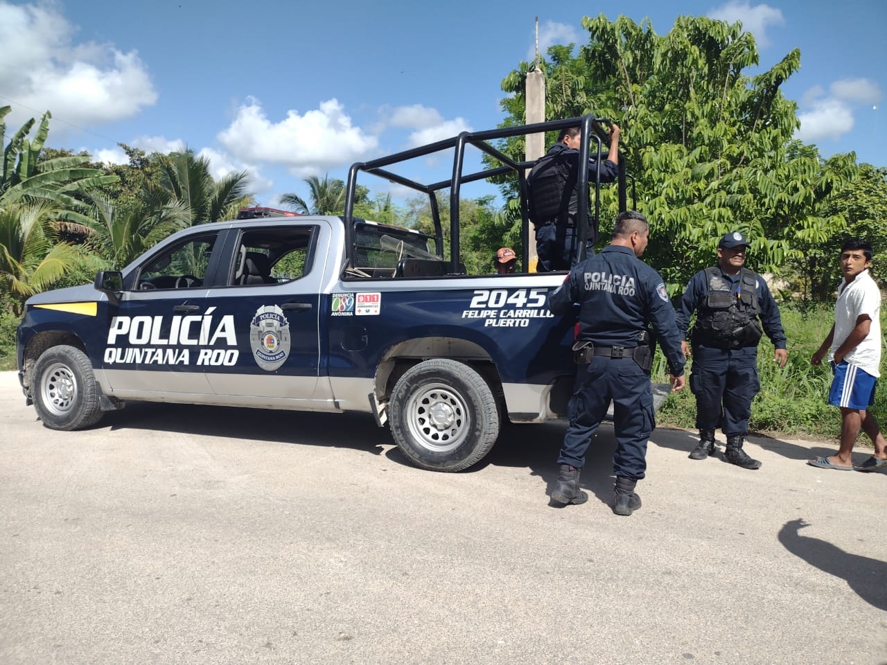 Al lugar arribaron elementos de la Policía Quintana Roo ante el llamado de los vecinos