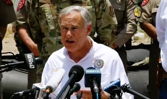 Greg Abbott insitió que lo sucedido en la tragedia de San Antonio fue culpa de Joe Biden. Foto: Captura de pantalla