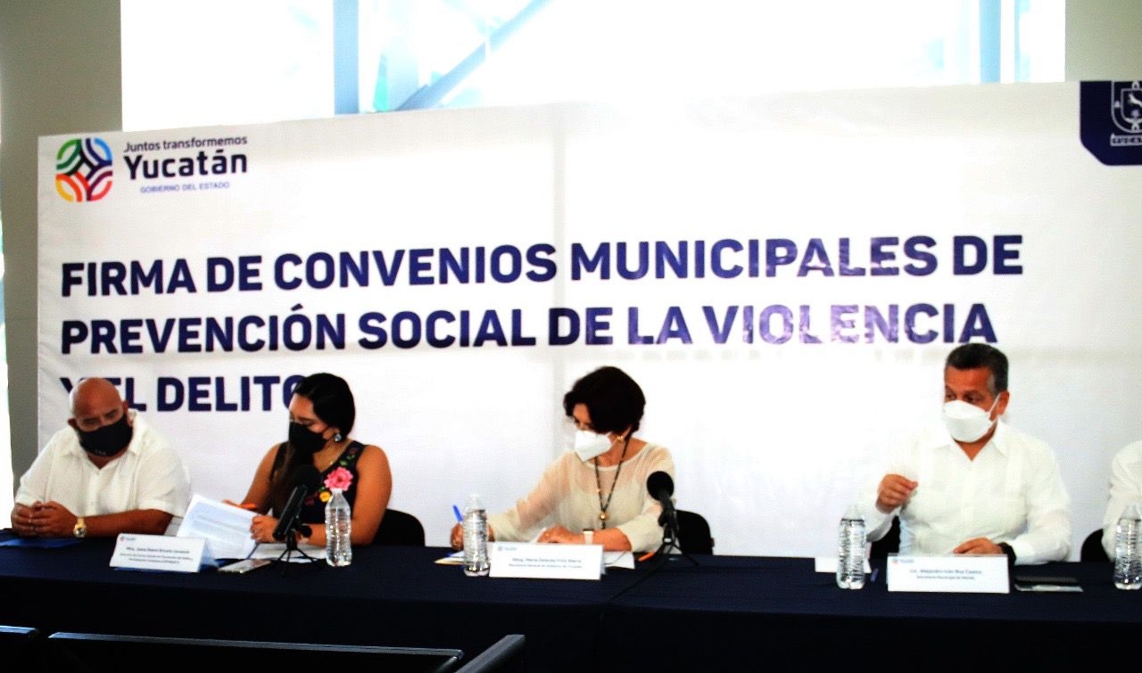 Ayuntamientos de Yucatán firman convenio de seguridad y paz social con la Cepredey