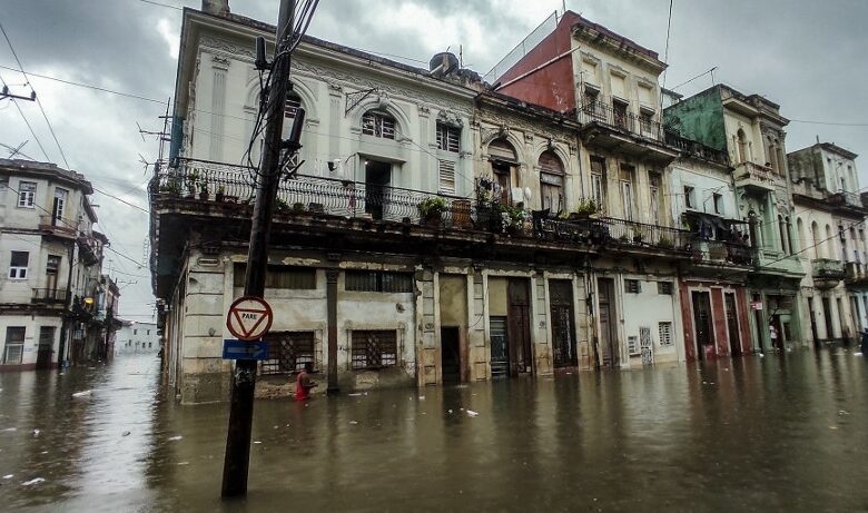 Las persistentes lluvias en Cuba son los restos de Agatha, el huracán que golpeó las costas del Pacífico en el sur de México.