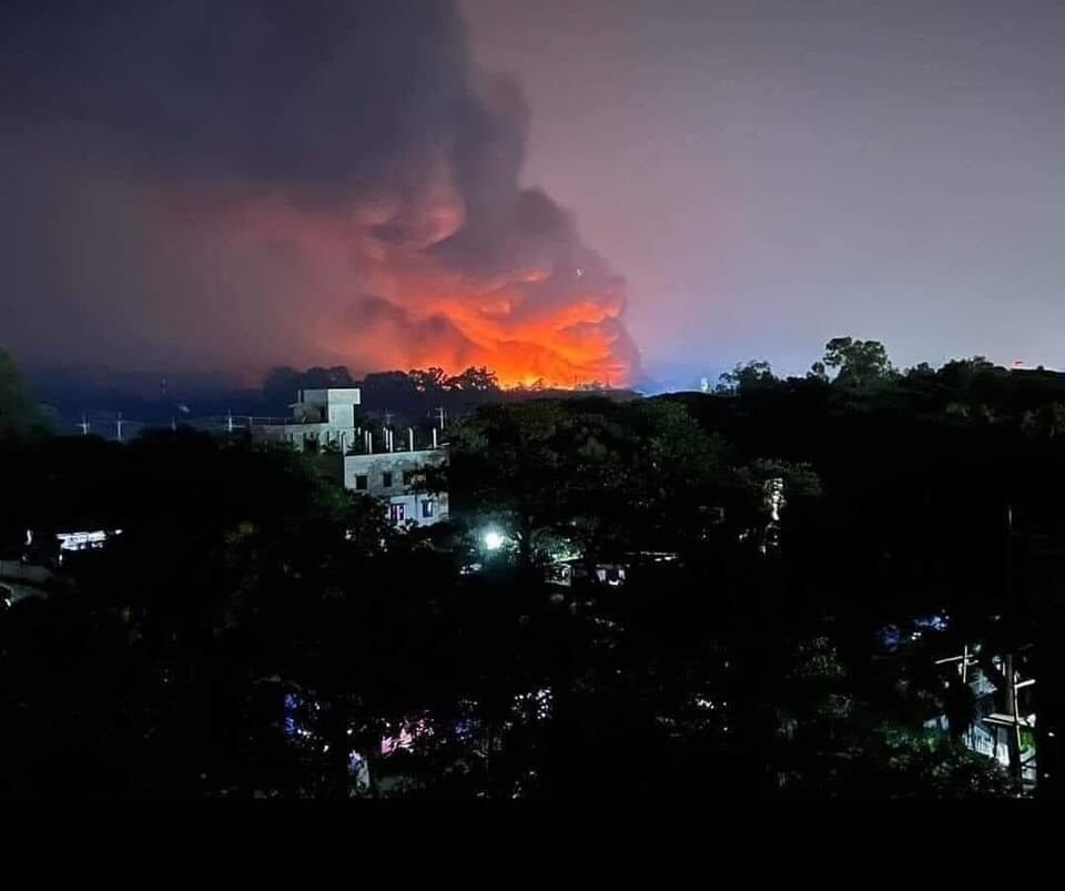 Una fuerte explosión en Bangladesh dejó 10 personas muertas 
