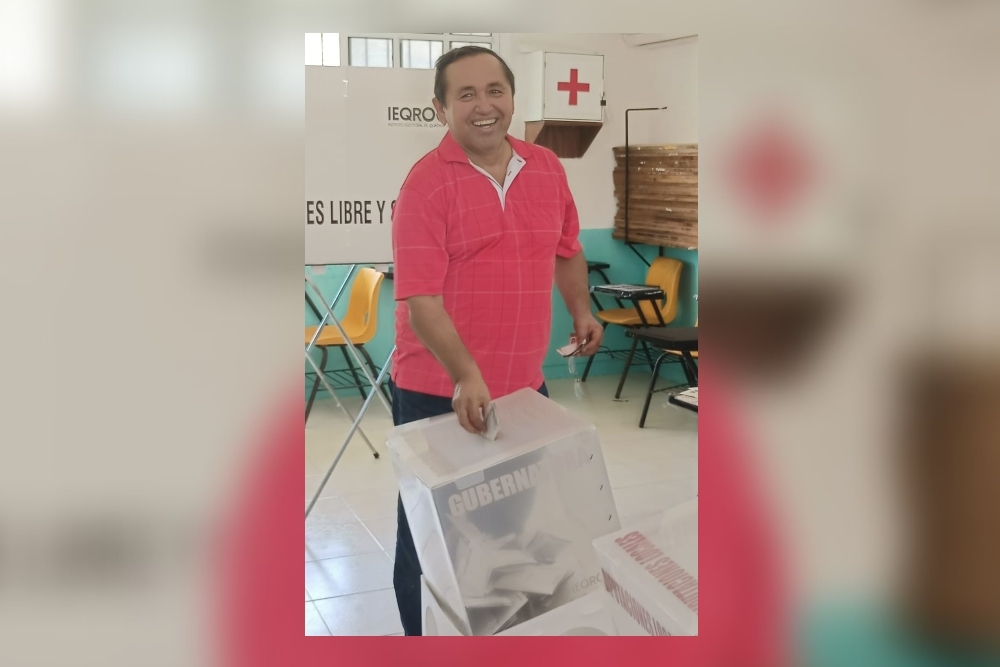 Nivardo Mena Villanueva se cambió al partido Movimiento Auténtico Social para buscar ser electo como Gobernador de Quintana Roo