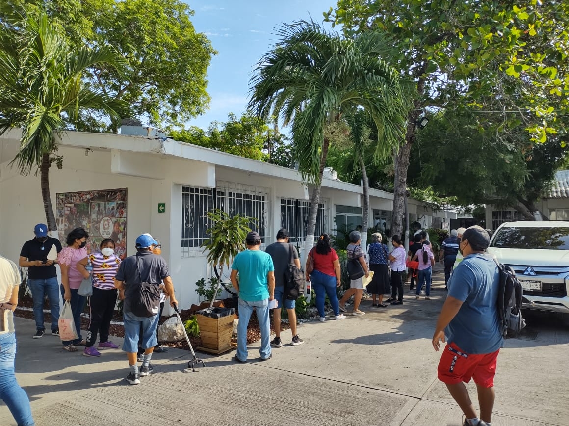 Registro Civil de Ciudad del Carmen se queda sin luz; cambia de sede