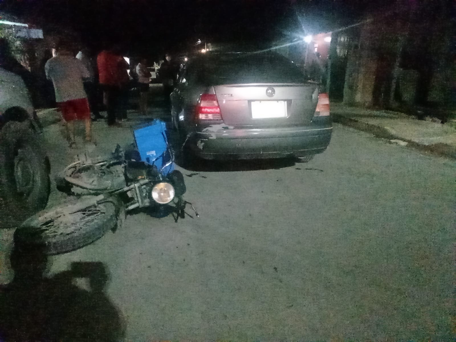 Al no llegar la Cruz Roja, el joven fue llevado al hospital para su atención