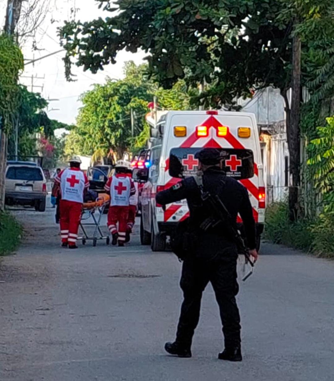 Hallan a ejecutado dentro de un auto en la colonia irregular El Pedregal en Cancún