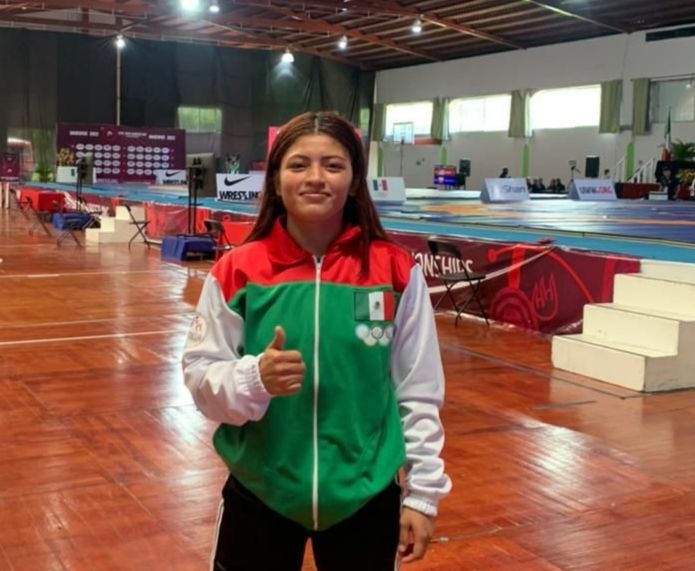 Atleta de Quintana Roo gana medalla de plata en el campeonato Luchas Asociadas en Morelos