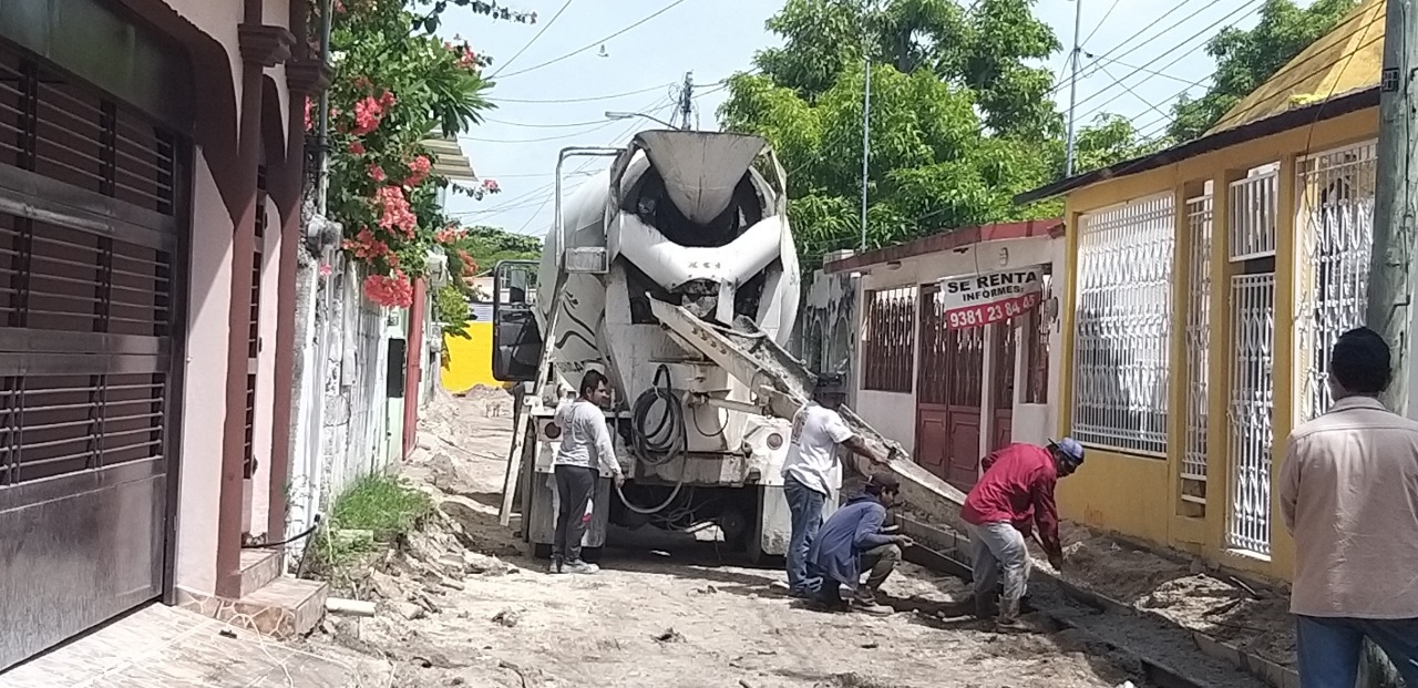 Obras hormiga poco ayudan en la creación de empleos formales en Ciudad del Carmen