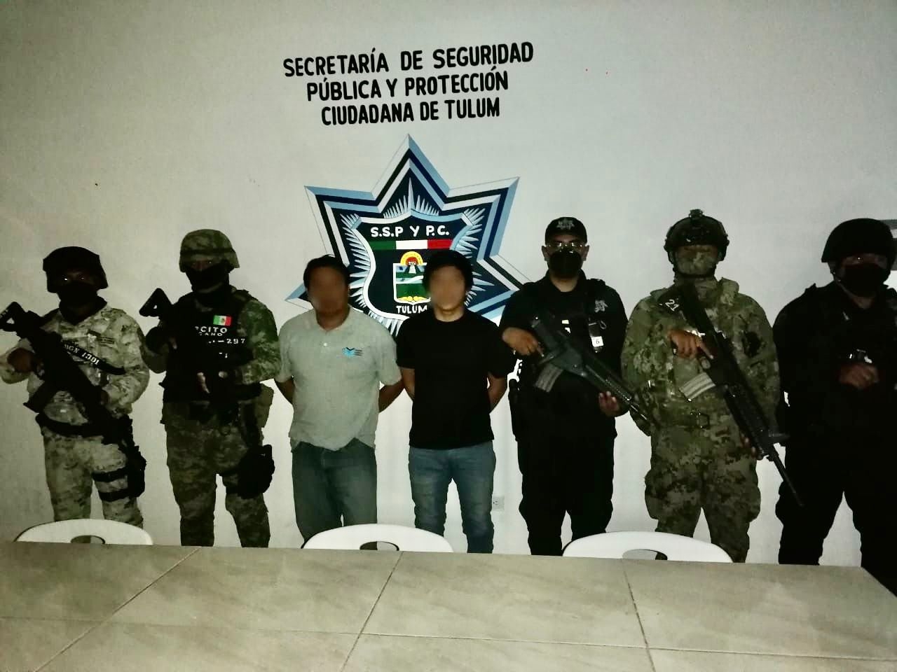 Recuperan un vehículo robado y detienen a los ladrones en Tulum