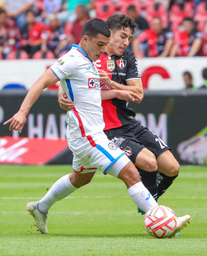 El Cruz Azul jugó con uno menos desde el último minuto de la primer mitad y no pudieron contra el Atlas