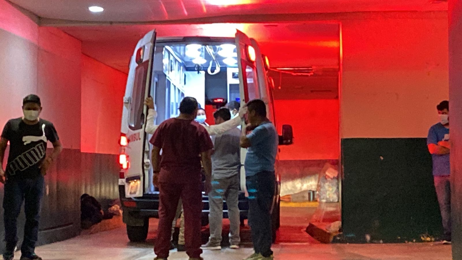 Motociclista muere en la ambulancia tras chocar en la avenida Gobernadores en Campeche