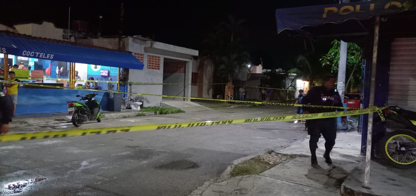 El atentado ocurrió frente a una coctelería ubicada en la avenidan Xel-Ha con calle Jamaica