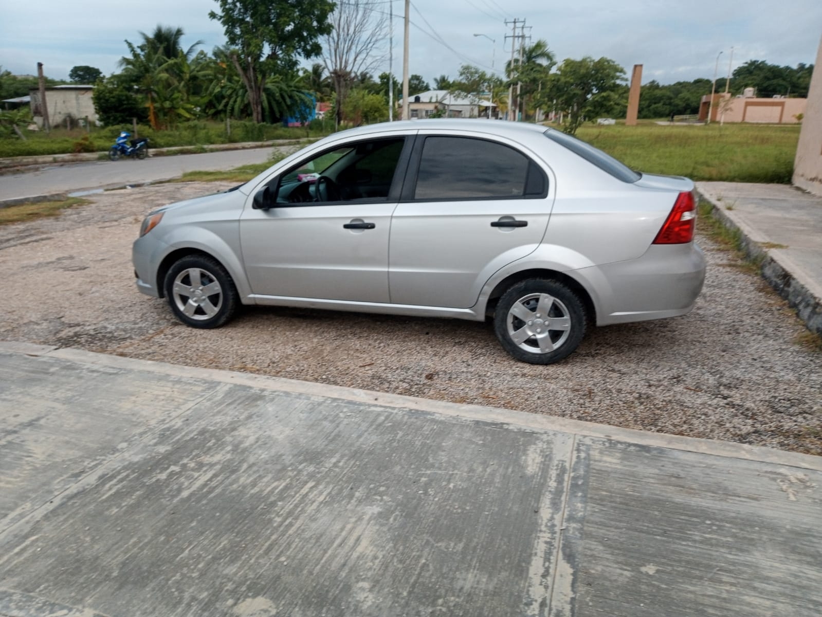 El hombre aseguró que no había tenido ningún problema y que había pagado 80 mil pesos por el auto