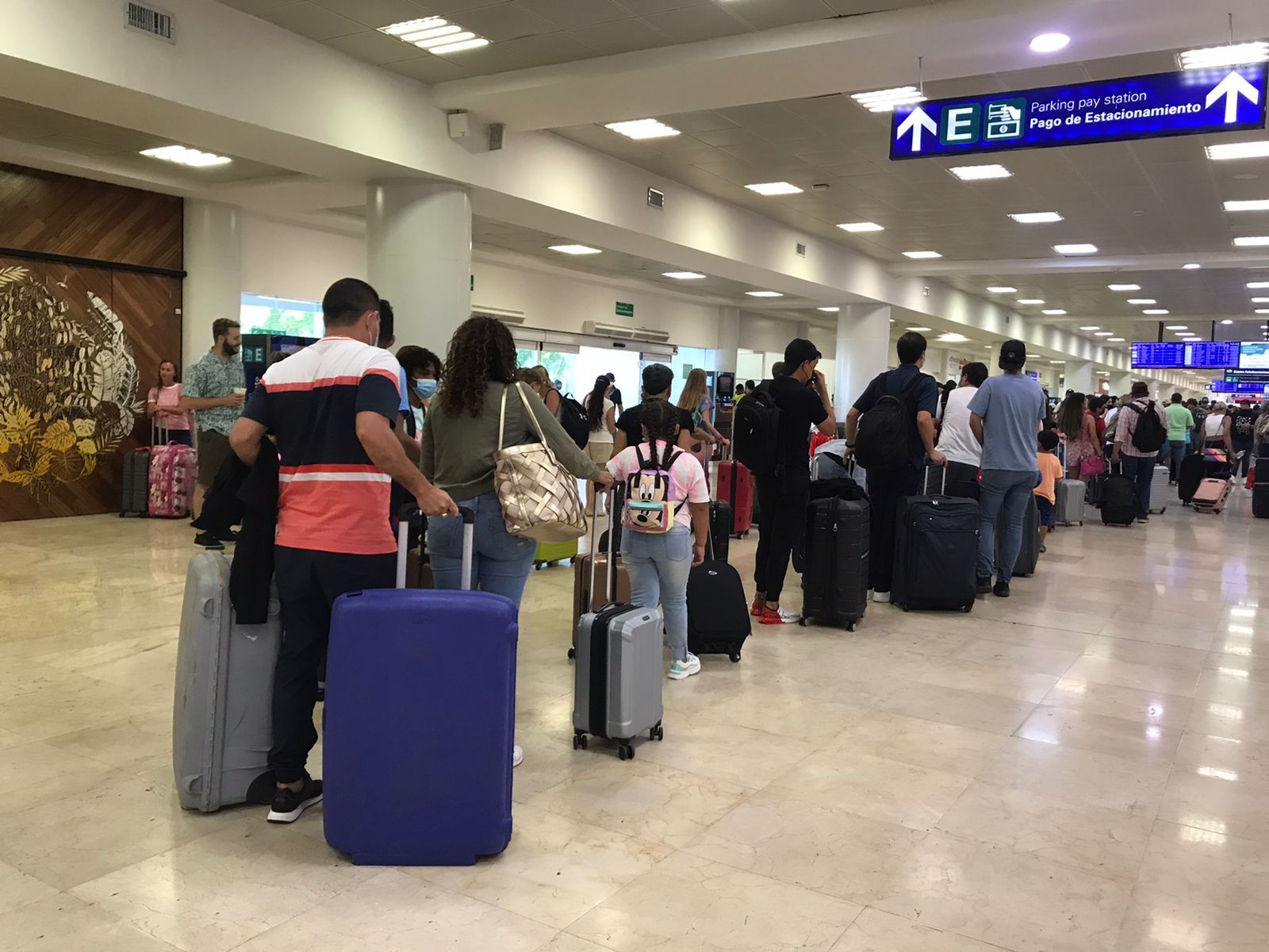 Viruela del mono, sin frenar actividad turística en Cancún; aeropuerto registra 584 vuelos: EN VIVO