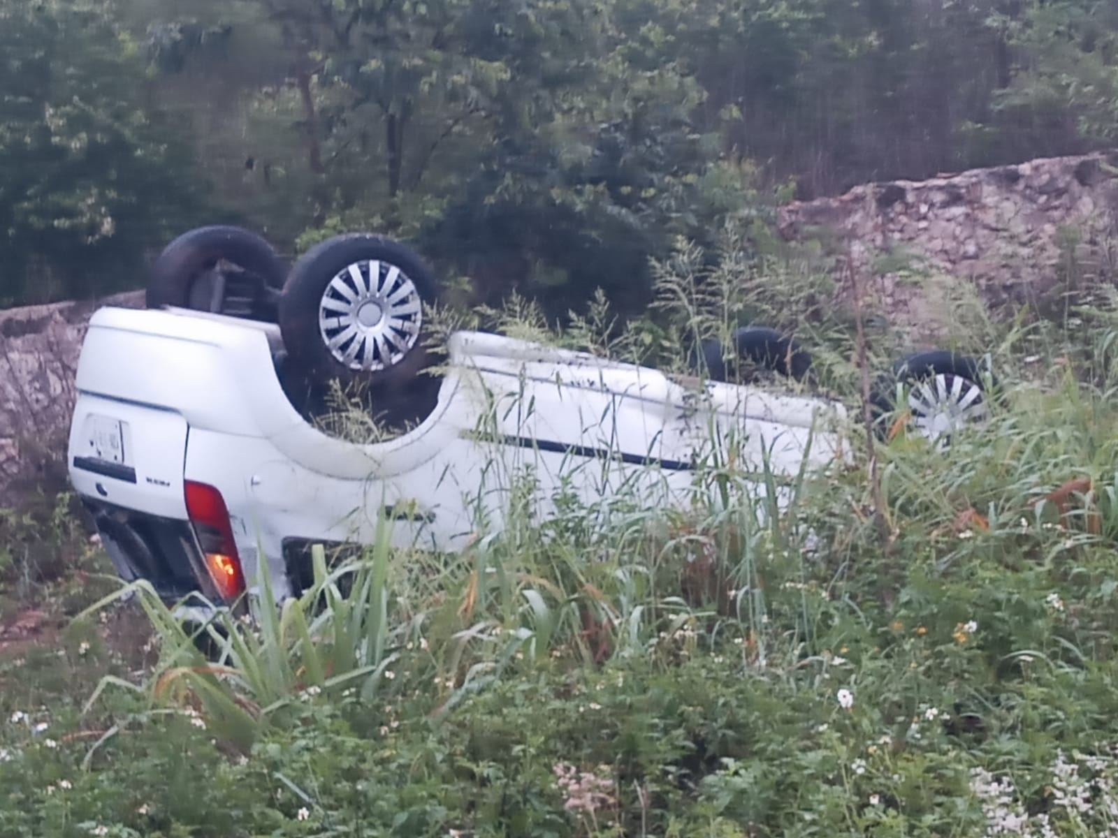 Al lugar llegaron elementos de la policía, pero al interior no se contraba nadie