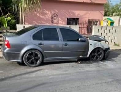 El motor fue consumido por las llamas, resultando pérdida total