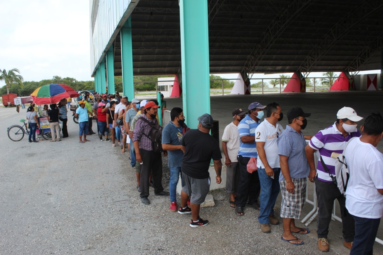 Pescadores de Ciudad del Carmen reclaman apoyo puntual de 3 mil pesos para el sector