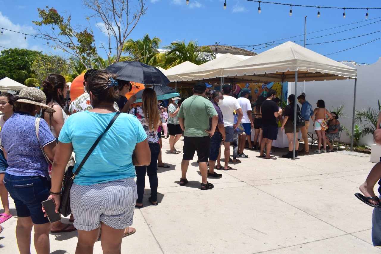 Muchos stands registraron filas para probar el Kibi ue llevaron. Foto: Jesús López