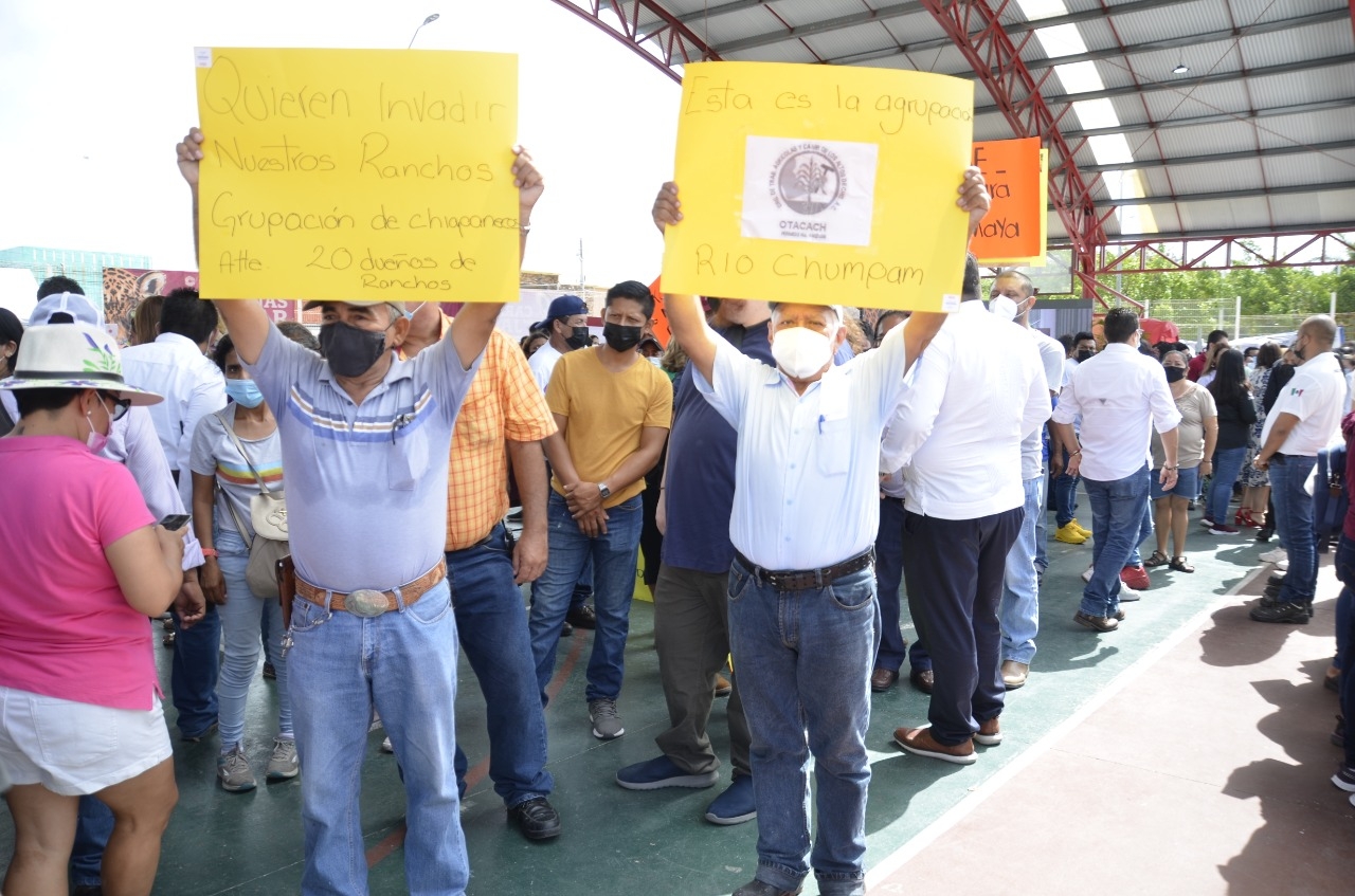 Locatarios de Mamantel protestaron y acusan de invasión. Foto: Gerardo Can Dzib