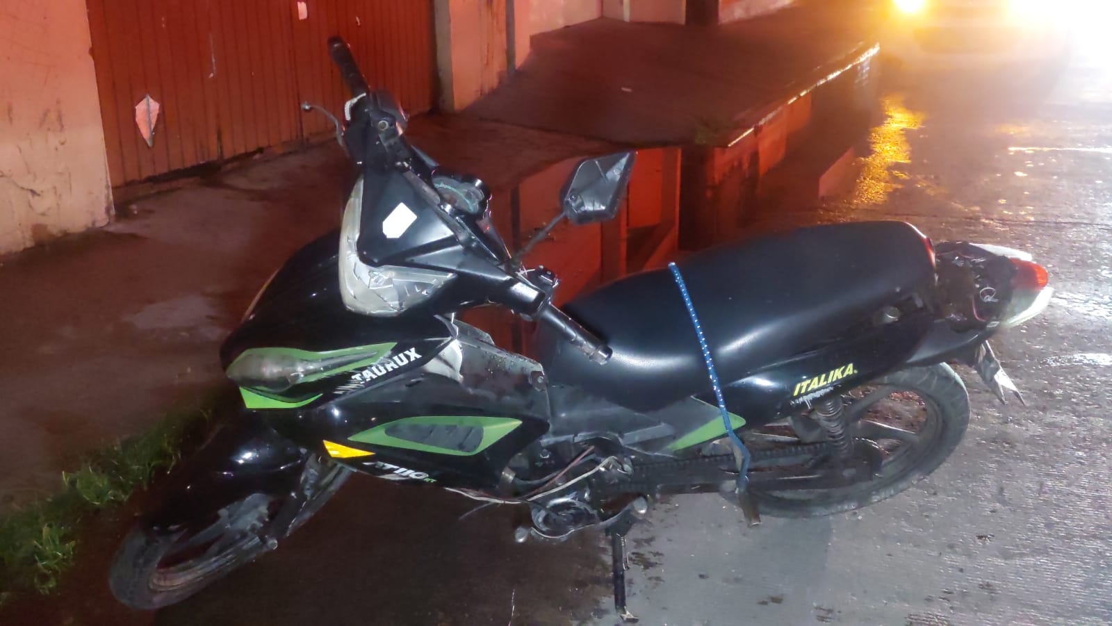 Derrapa motociclista en la colonia Benito Juárez de Ciudad del Carmen